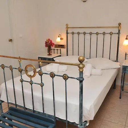 Hotel Willy's & 3*